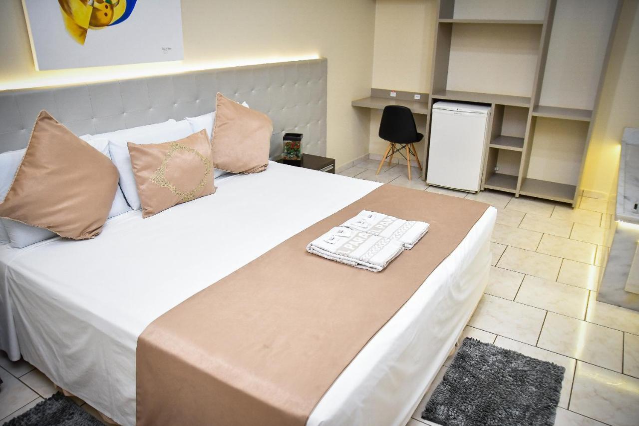 Paranoa Hotel Луис-Эдуарду-Магальяйнс Экстерьер фото